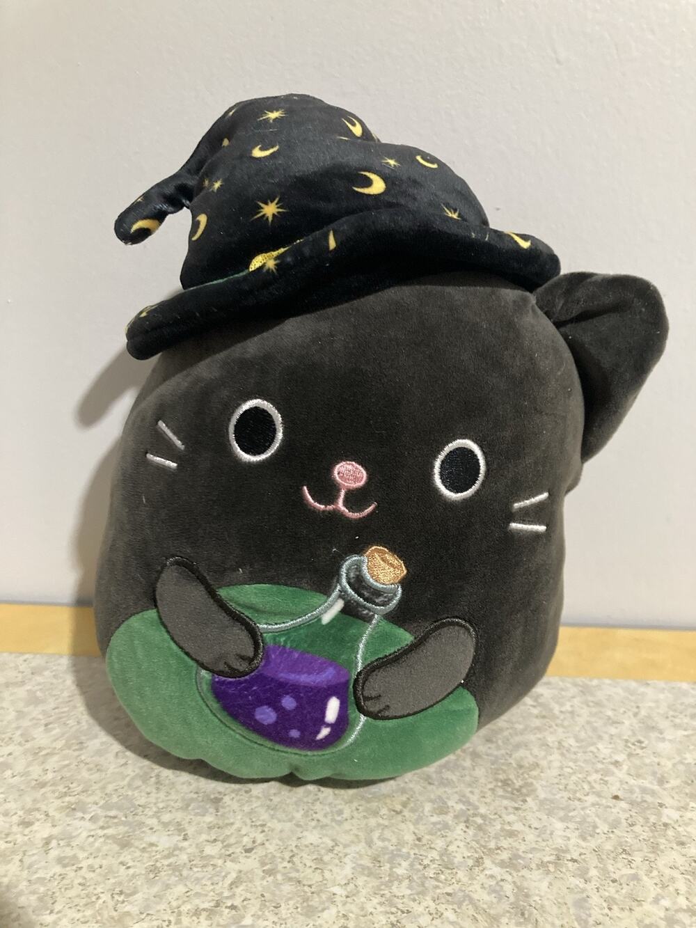 Squishmallows Black Cat Plush Small (6-14in) Halloween Reversible Witch Hat
